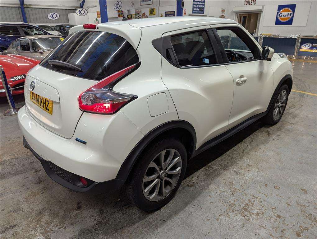 <p>2014 NISSAN JUKE TEKNA DCI</p>