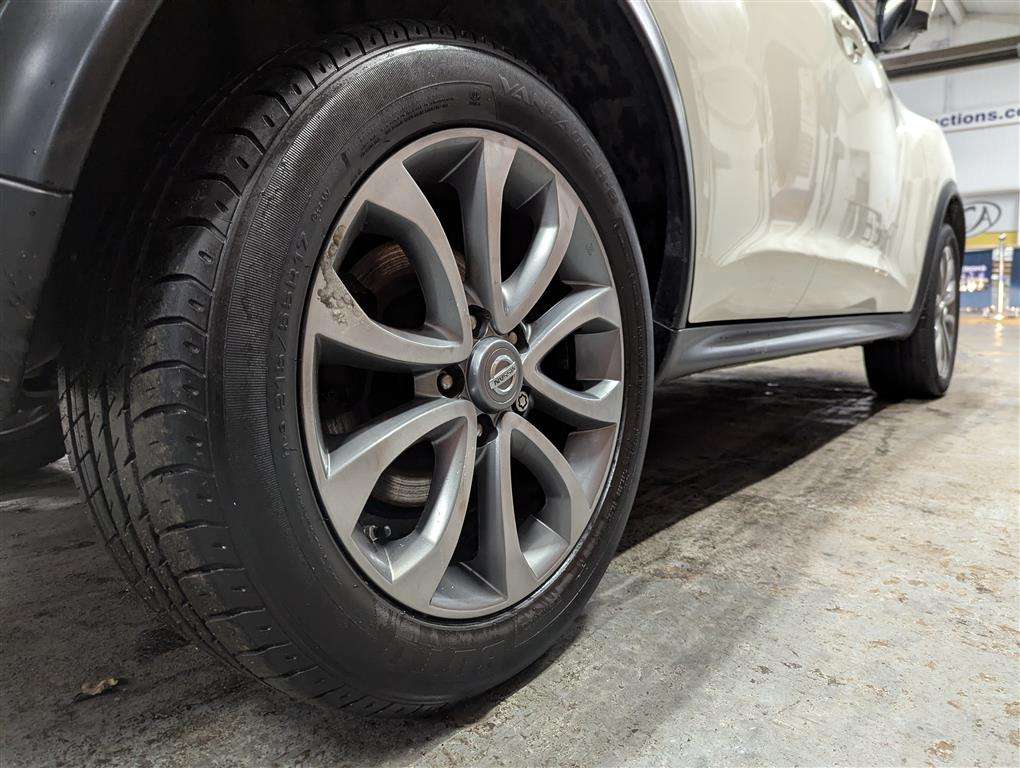 <p>2014 NISSAN JUKE TEKNA DCI</p>