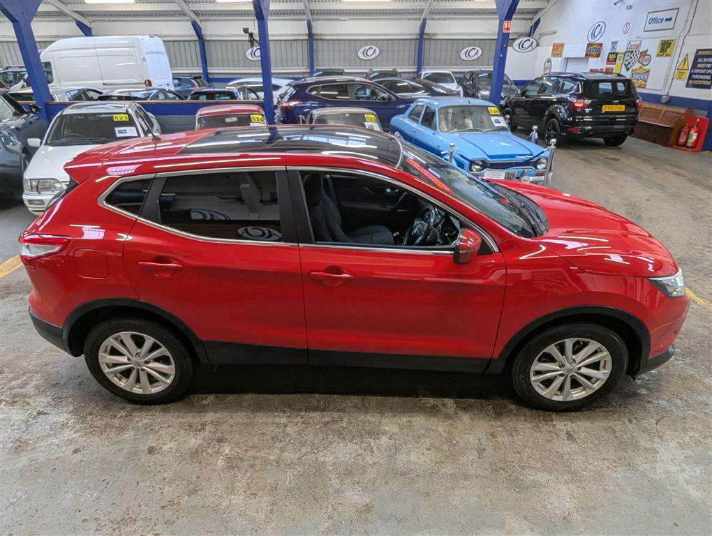 <p>2014 NISSAN QASHQAI ACENTA PREMIUM DC</p>