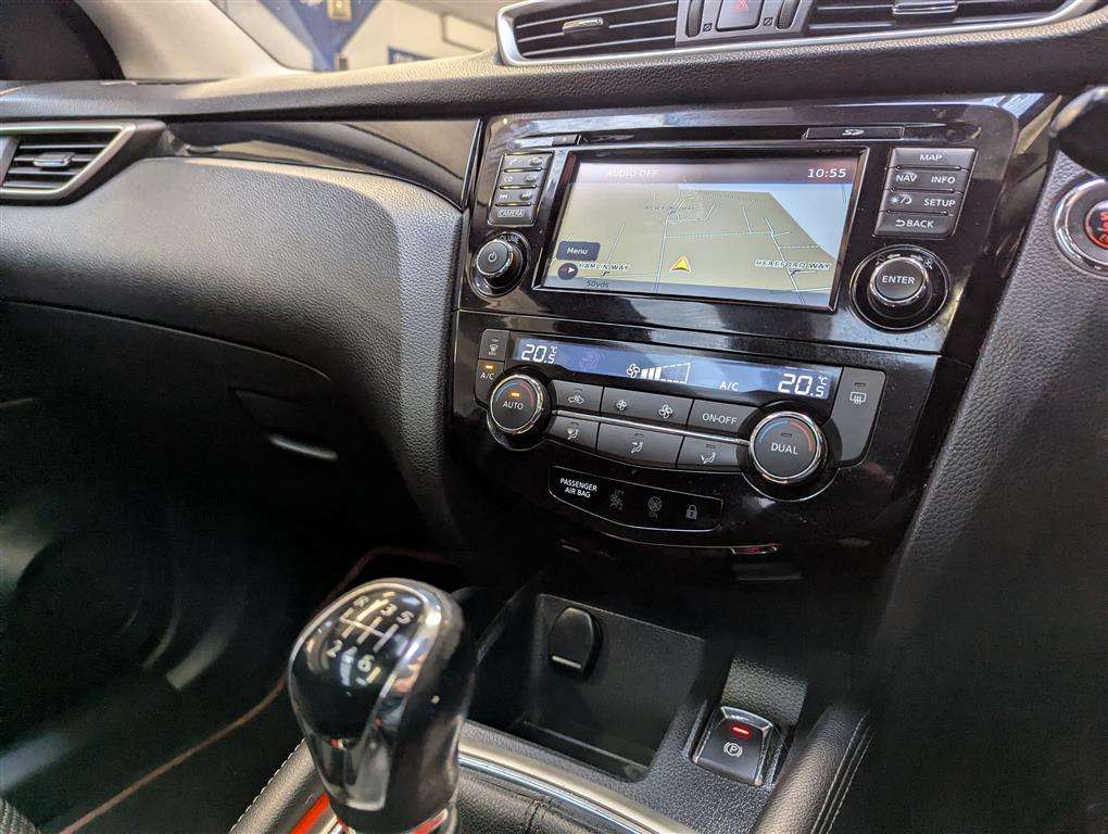 <p>2014 NISSAN QASHQAI ACENTA PREMIUM DC</p>