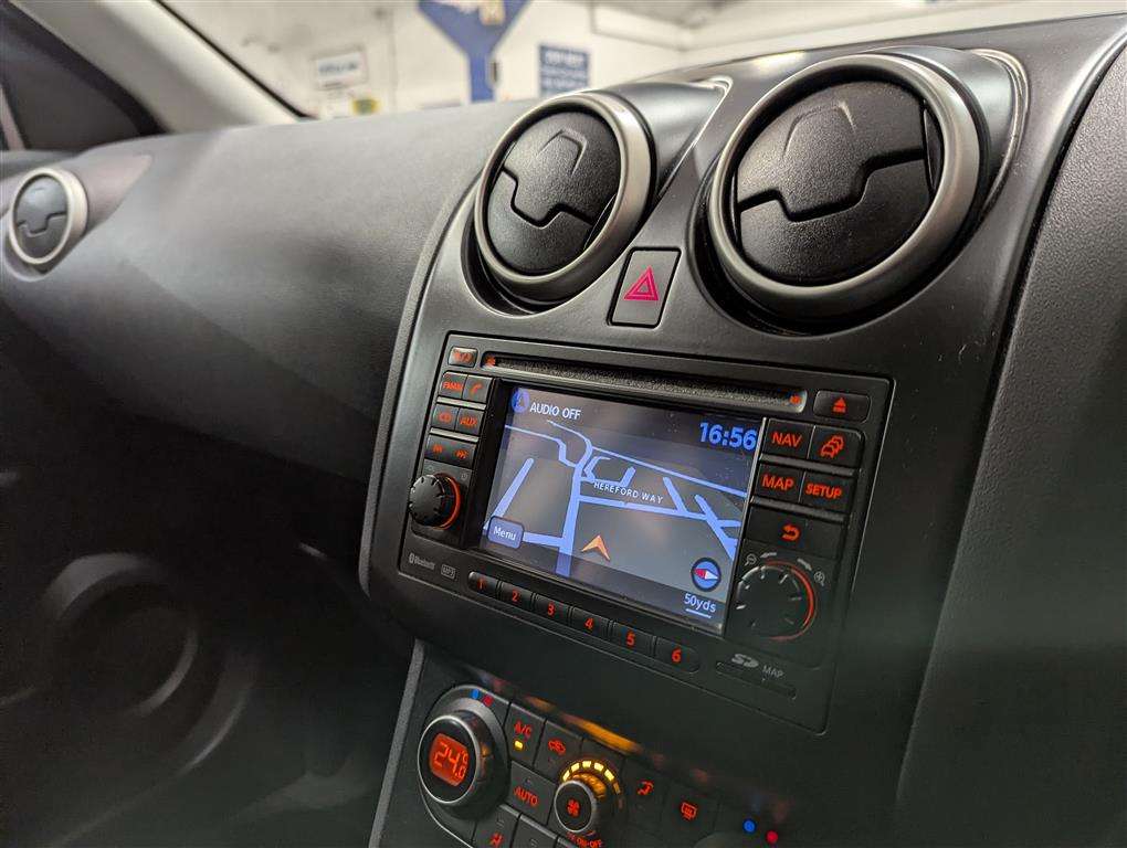 <p>2011 NISSAN QASHQAI N-TEC</p>
