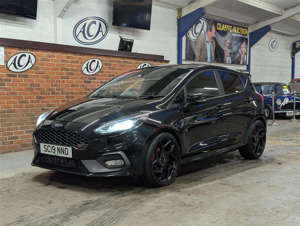 <p>2019 FORD FIESTA ST-3 TURBO</p>