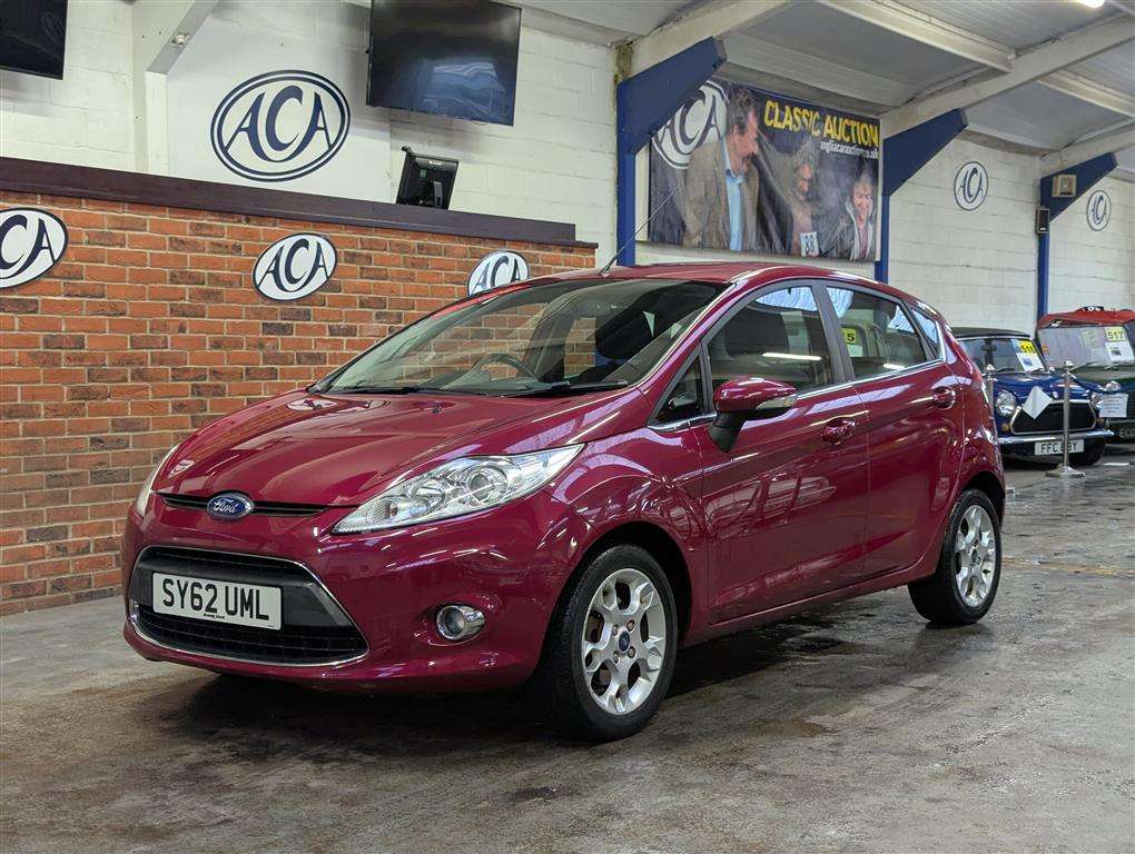 <p>2012 FORD FIESTA ZETEC</p>
