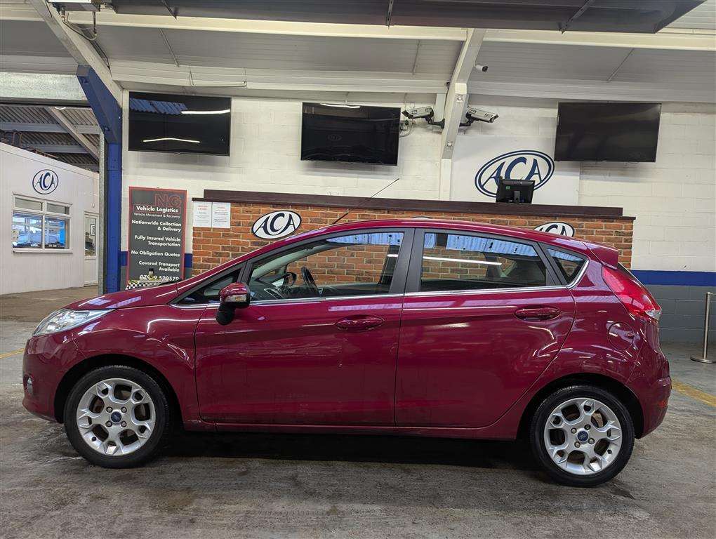 <p>2012 FORD FIESTA ZETEC</p>