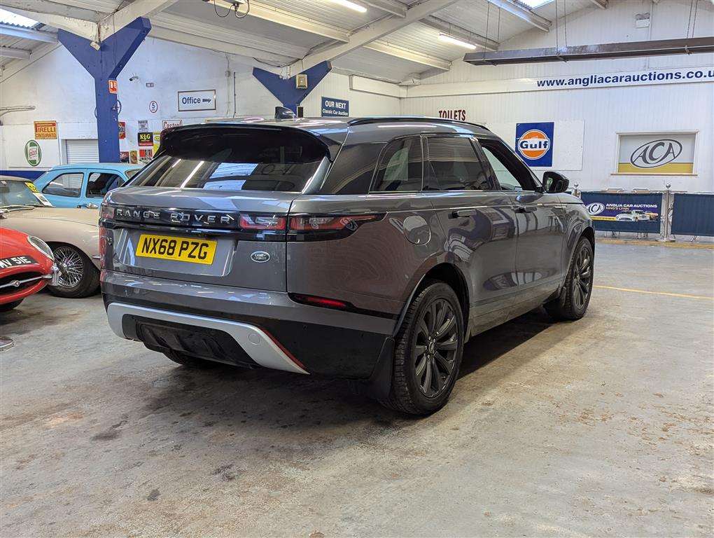 <p>2018 LAND ROVER R ROVER VELAR R-DYN SE D1</p>