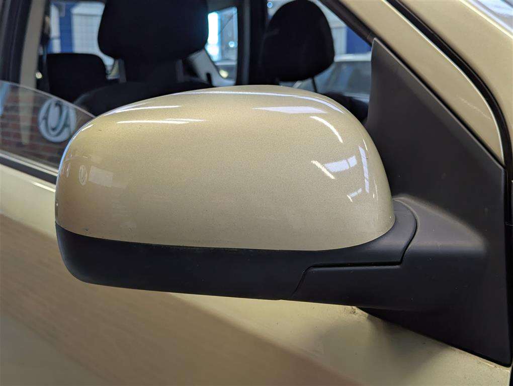 <p>2009 NISSAN NOTE ACENTA</p>