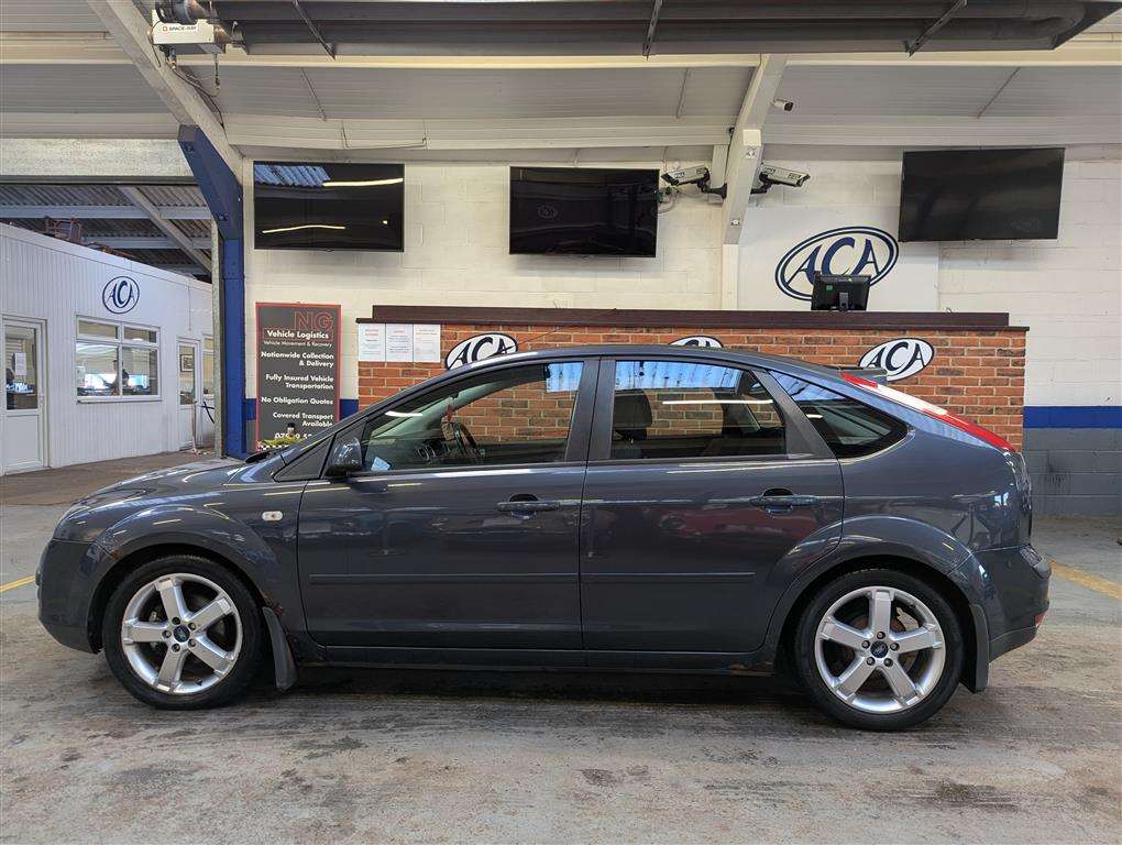 <p>2008 FORD FOCUS ZETEC CLIMATE</p>