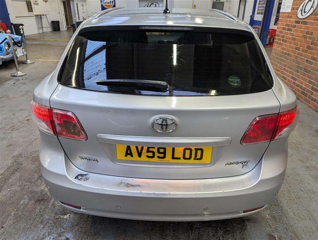 <p>2009 TOYOTA AVENSIS T4 D-4D</p>