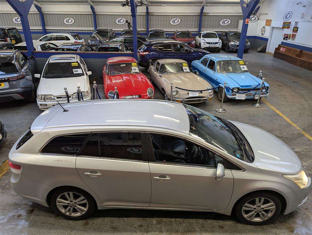 <p>2009 TOYOTA AVENSIS T4 D-4D</p>