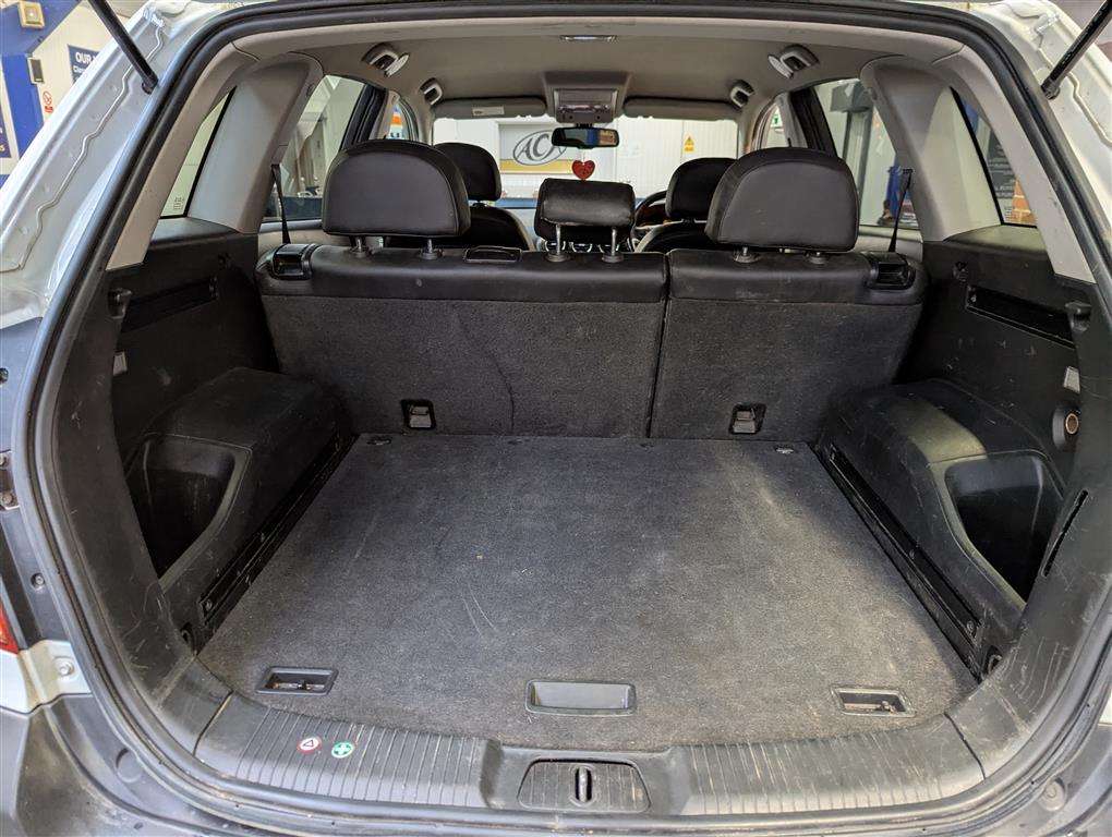 <p>2013 VAUXHALL ANTARA SE NAV CDTI 4X4 AU</p>
