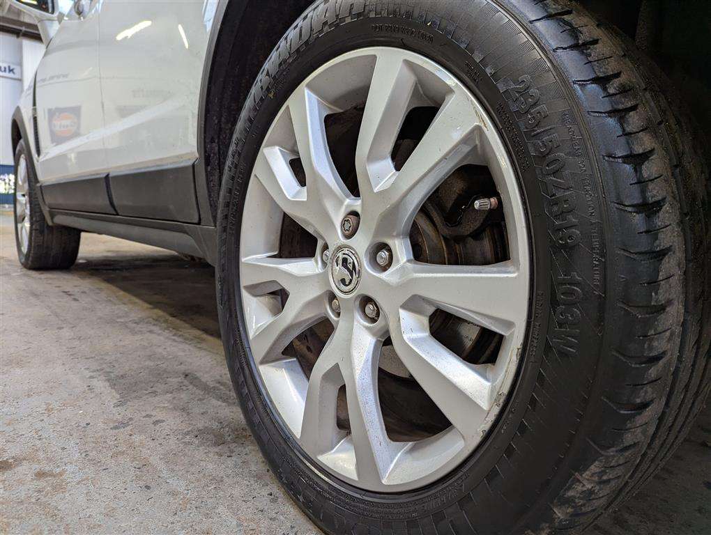 <p>2013 VAUXHALL ANTARA SE NAV CDTI 4X4 AU</p>