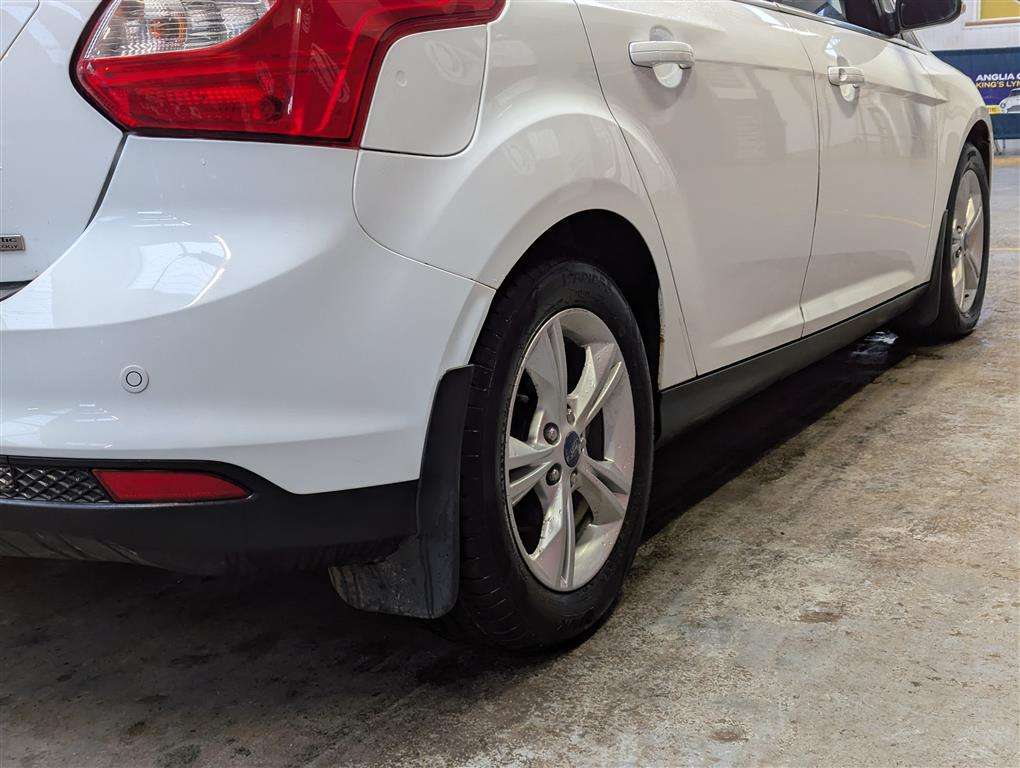 <p>2013 FORD FOCUS ZETEC TURBO</p>