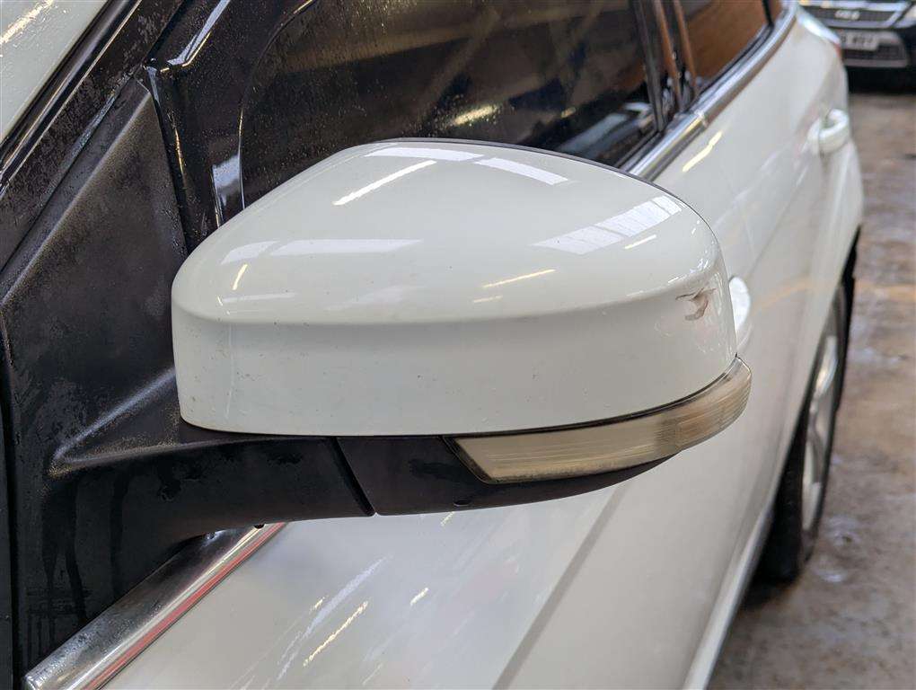 <p>2013 FORD FOCUS ZETEC TURBO</p>