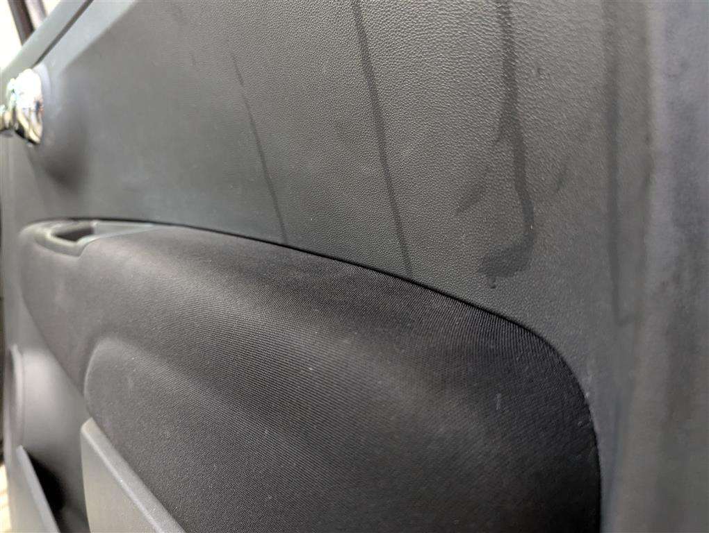 <p>2015 FIAT 500 LOUNGE</p>