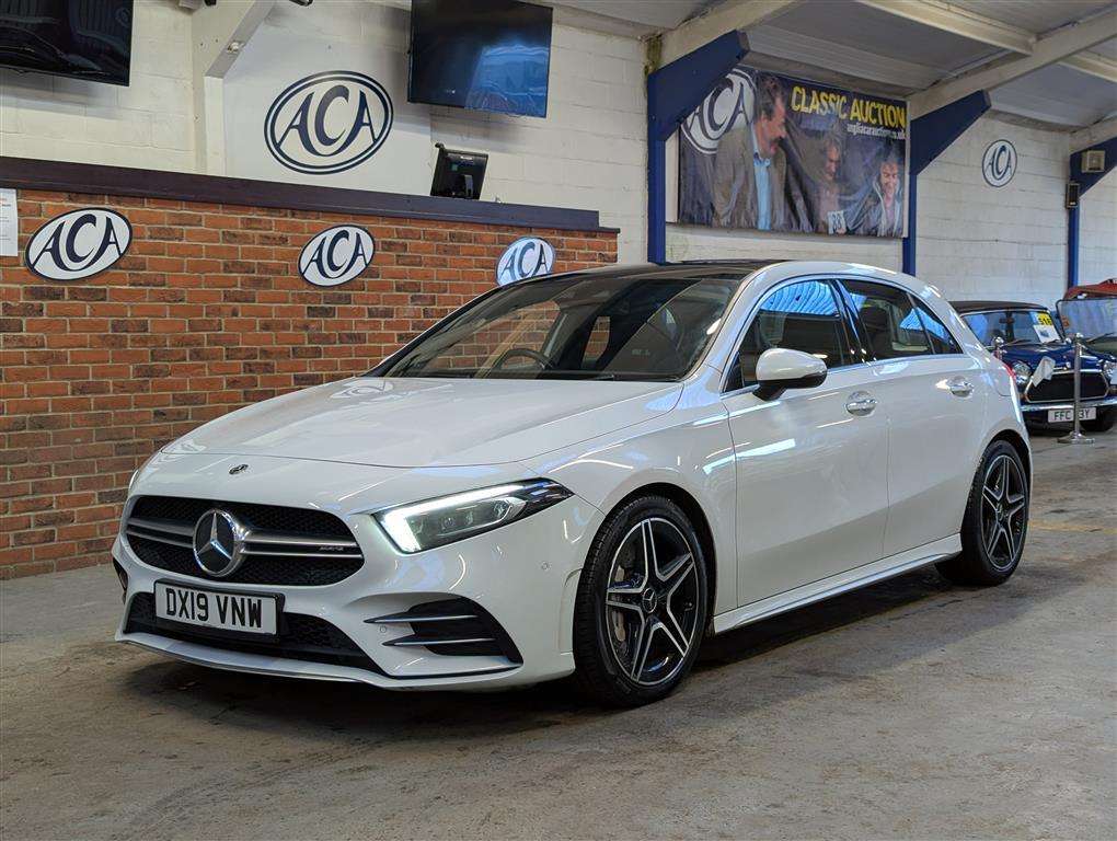 <p>2019 MERCEDES-BENZ AMG A 35 4MATIC PREMIUM +</p>