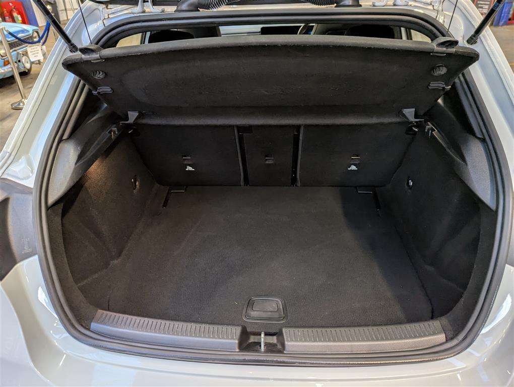 <p>2019 MERCEDES-BENZ AMG A 35 4MATIC PREMIUM +</p>