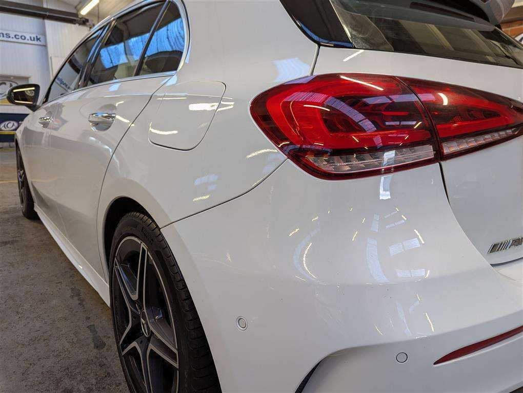 <p>2019 MERCEDES-BENZ AMG A 35 4MATIC PREMIUM +</p>