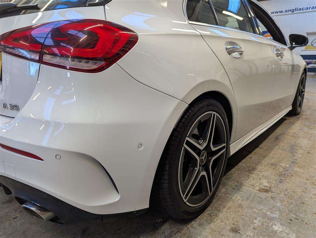 <p>2019 MERCEDES-BENZ AMG A 35 4MATIC PREMIUM +</p>
