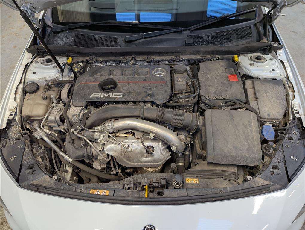 <p>2019 MERCEDES-BENZ AMG A 35 4MATIC PREMIUM +</p>