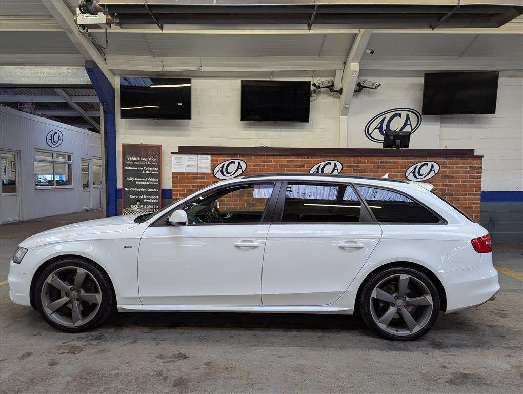 <p>2013 AUDI A4 S LINE BLACK EDT TDI Q</p>