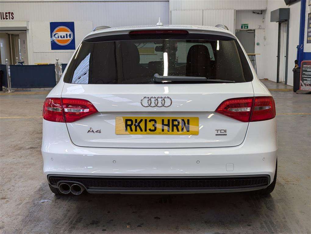 <p>2013 AUDI A4 S LINE BLACK EDT TDI Q</p>