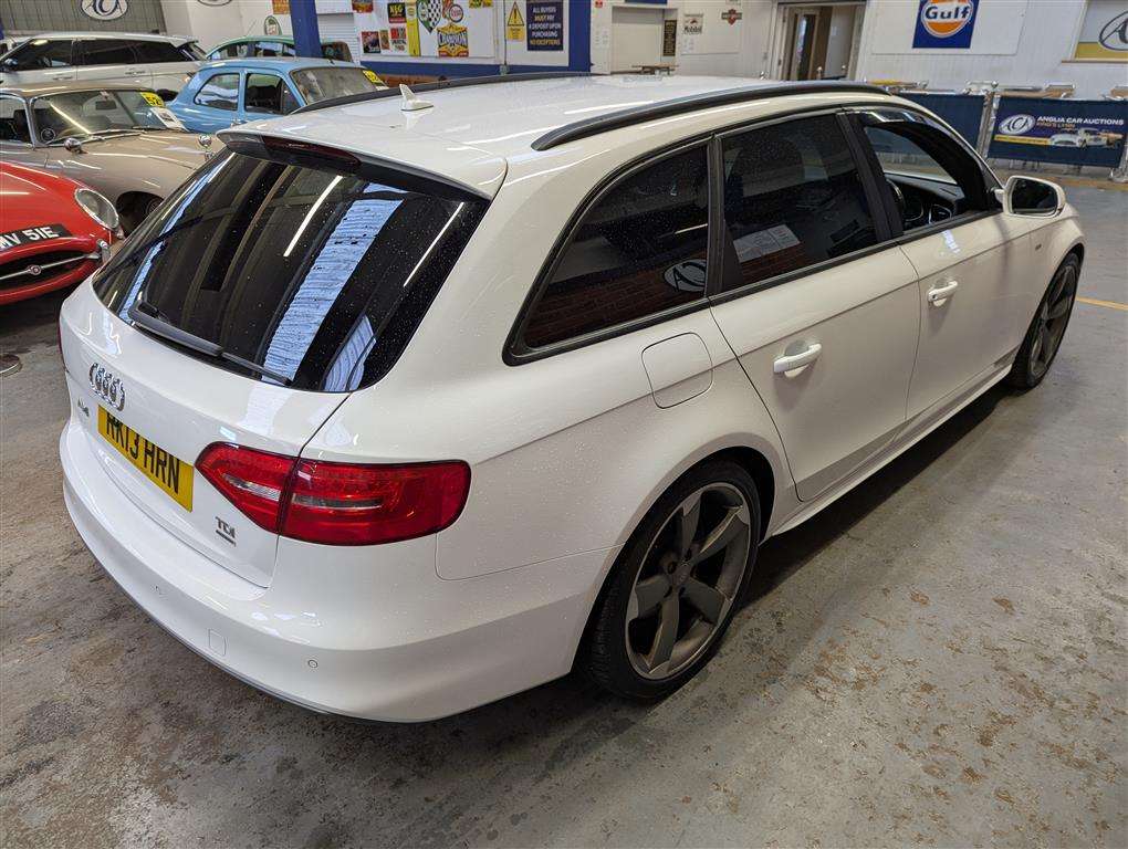 <p>2013 AUDI A4 S LINE BLACK EDT TDI Q</p>