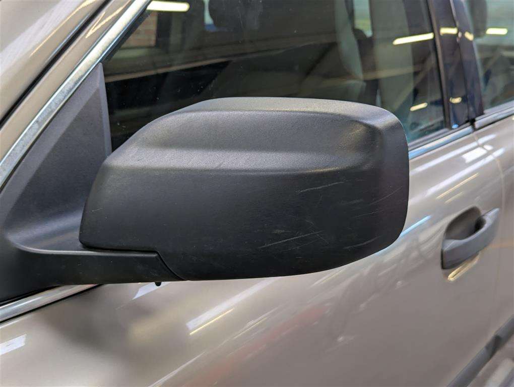 <p>2004 VOLVO XC 90 D5 S AWD SEMI-AUTO</p>