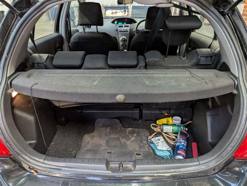 <p>2009 TOYOTA YARIS **SOLD</p>