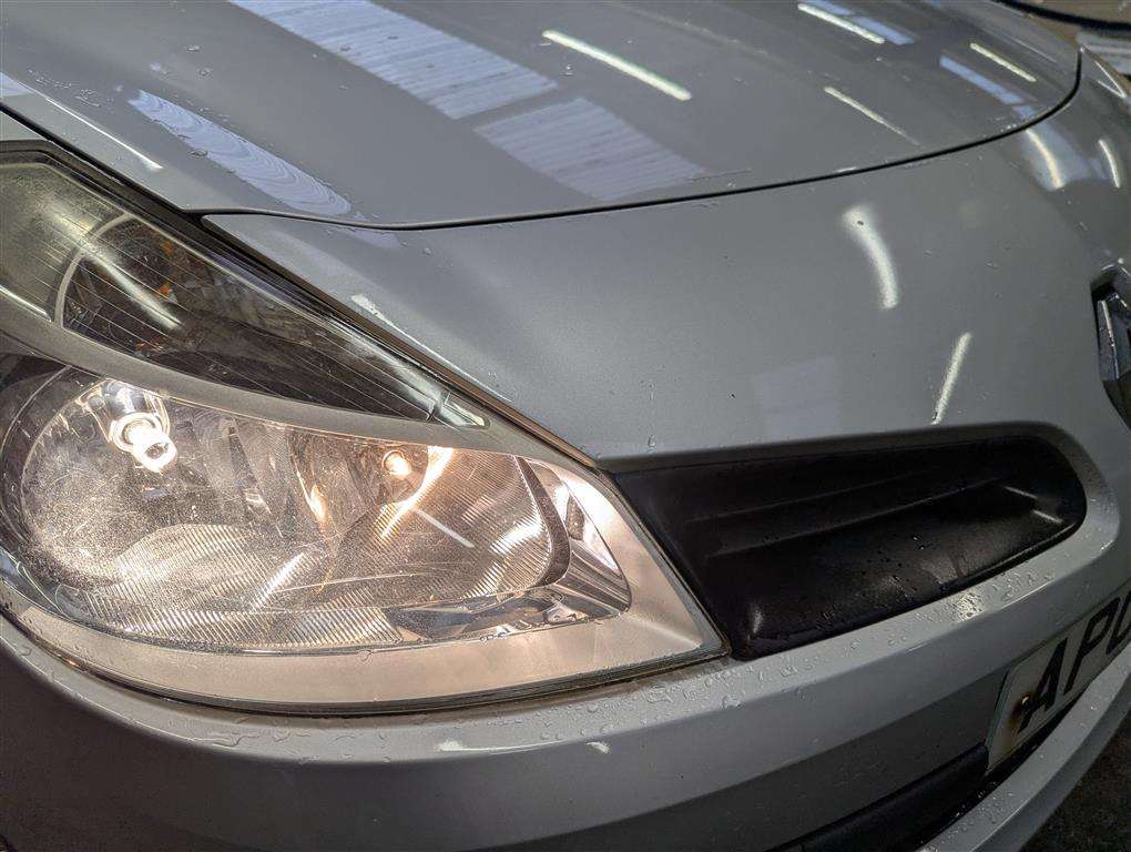 <p>2008 RENAULT CLIO RIP CURL 2 DCI</p>