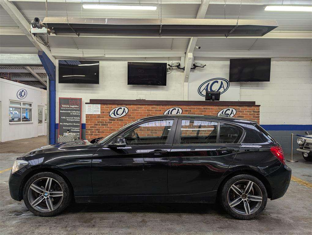 <p>2014 BMW 116D SPORT AUTO</p>