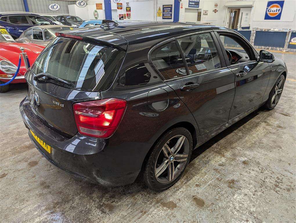 <p>2014 BMW 116D SPORT AUTO</p>