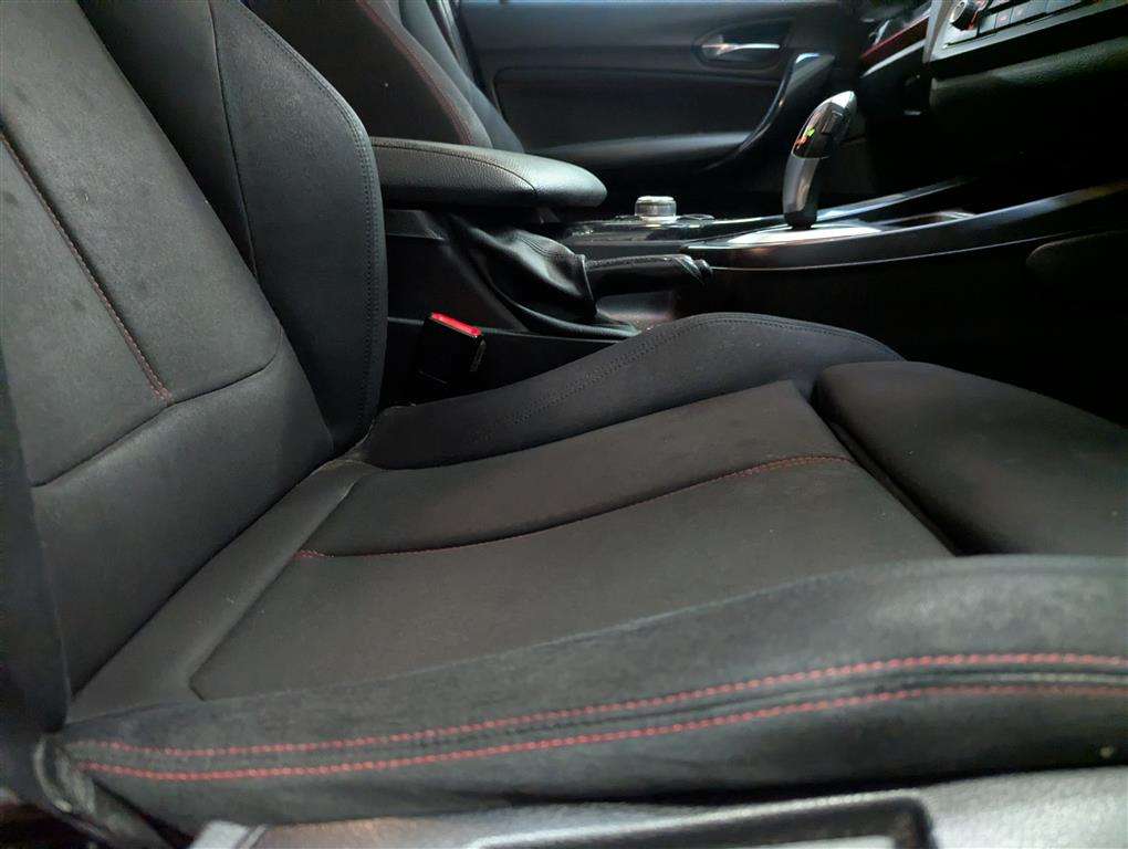 <p>2014 BMW 116D SPORT AUTO</p>