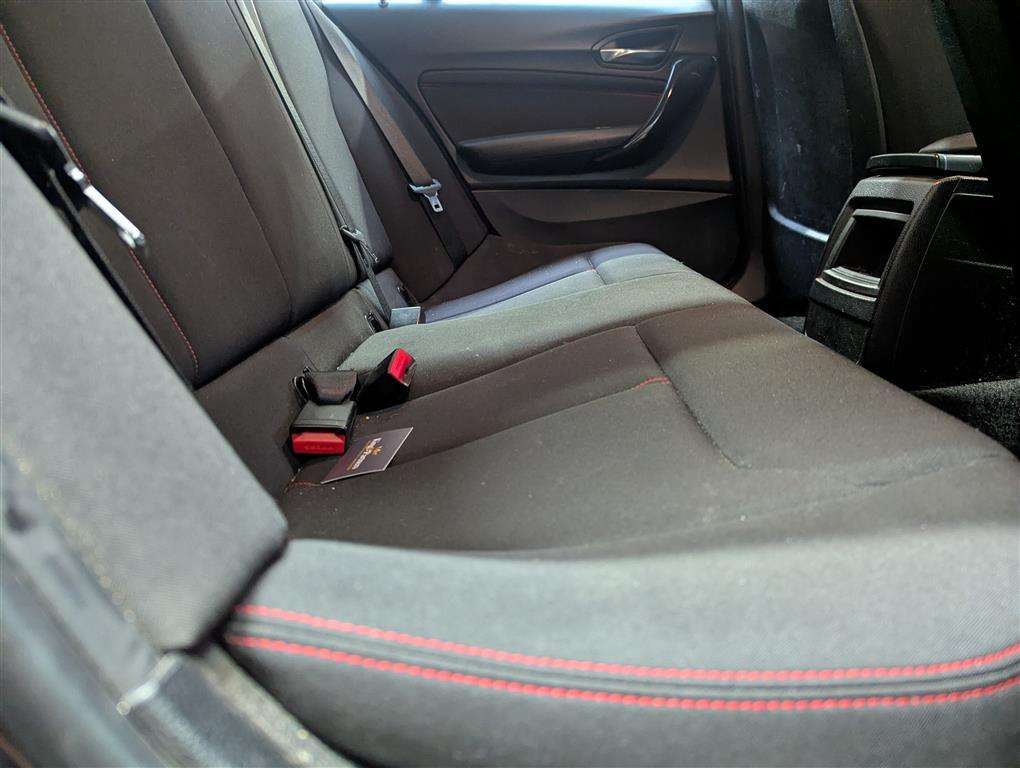 <p>2014 BMW 116D SPORT AUTO</p>