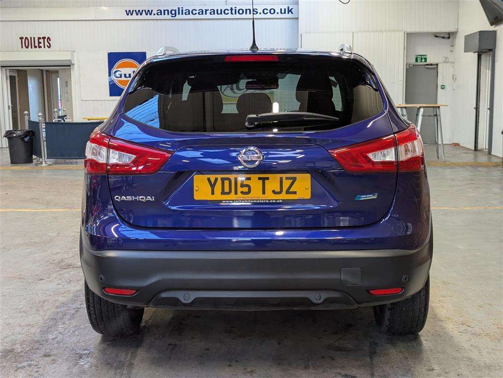 <p>2015 NISSAN QASHQAI N-TEC + DCI</p>