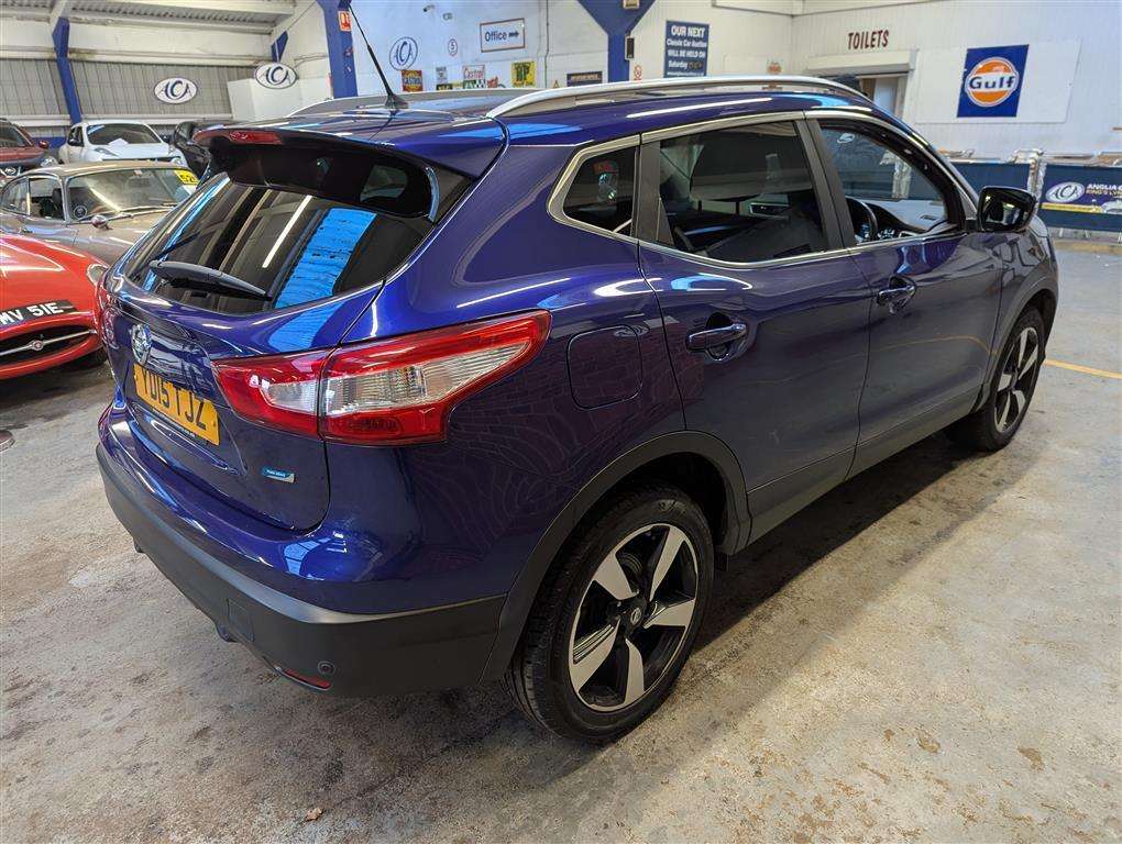 <p>2015 NISSAN QASHQAI N-TEC + DCI</p>