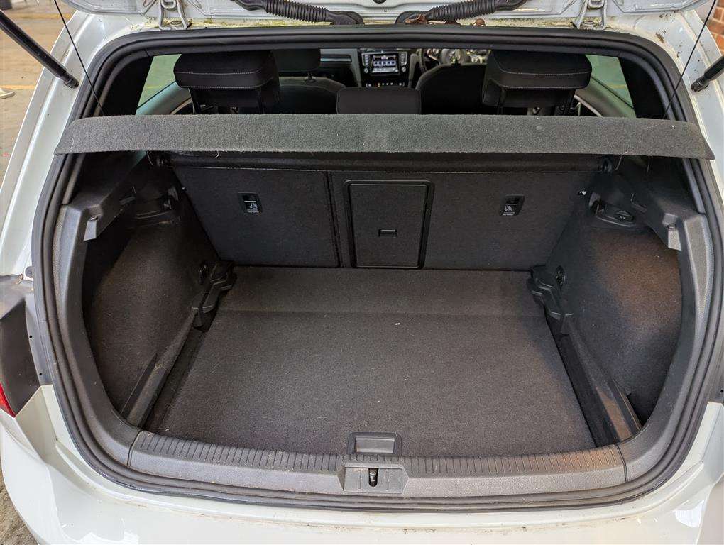 <p>2014 VOLKSWAGEN GOLF GTD</p>