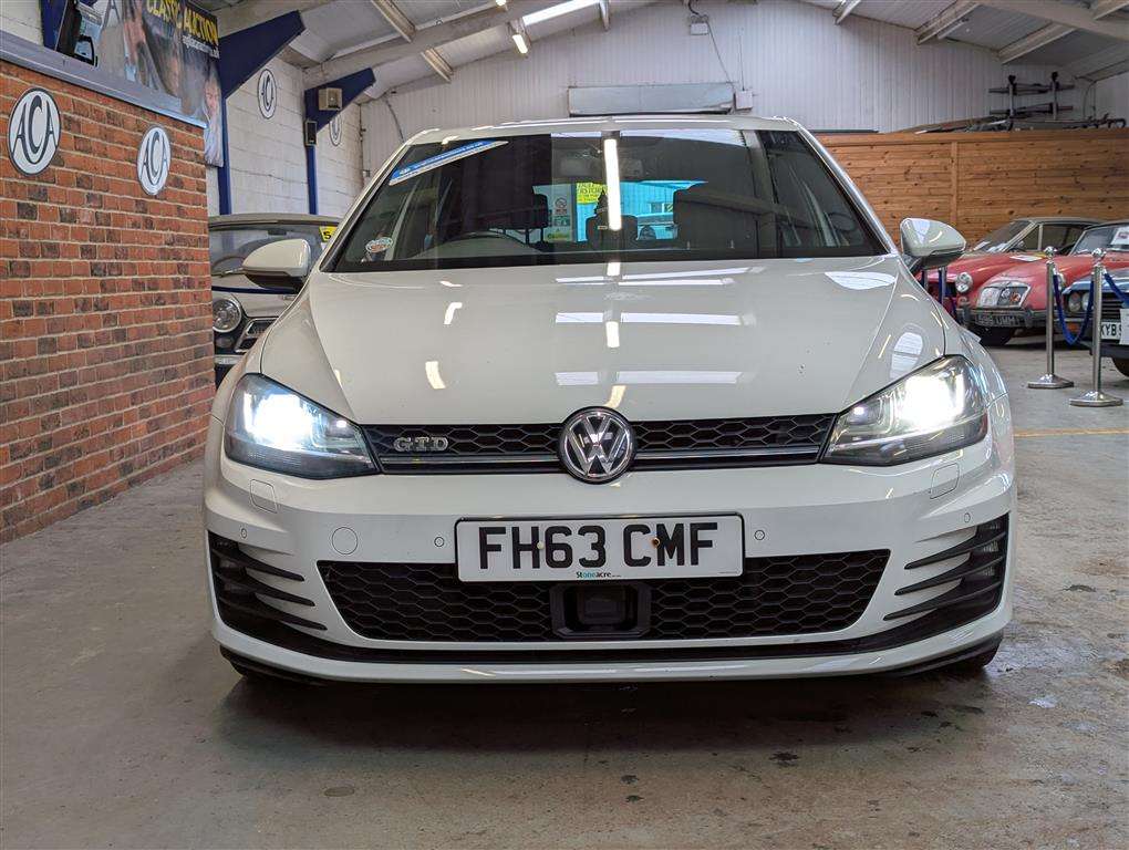 <p>2014 VOLKSWAGEN GOLF GTD</p>