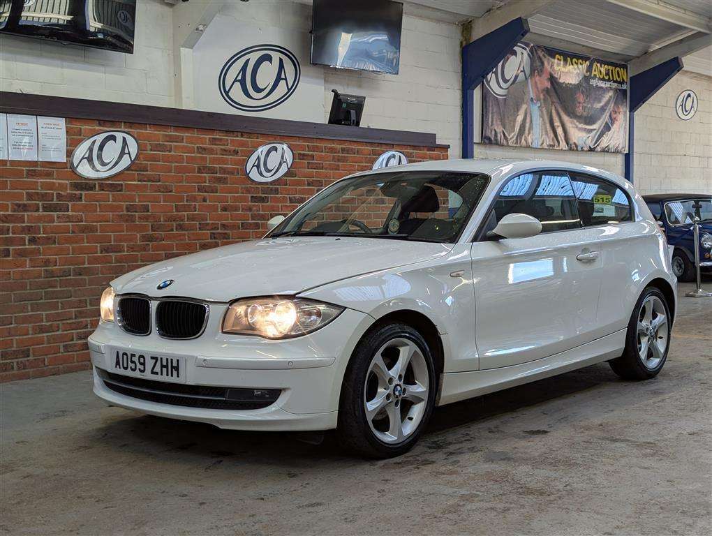<p>2009 BMW 118D SPORT</p>