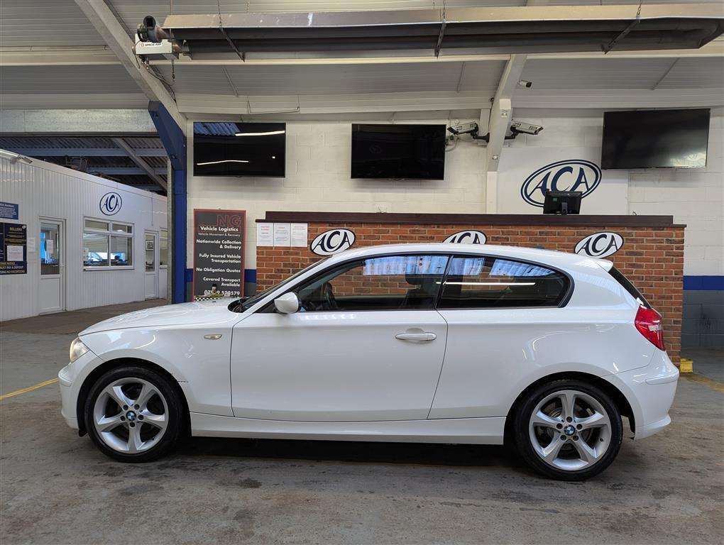 <p>2009 BMW 118D SPORT</p>