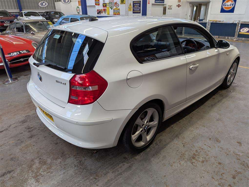 <p>2009 BMW 118D SPORT</p>