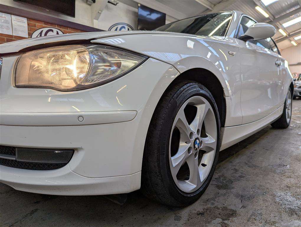 <p>2009 BMW 118D SPORT</p>