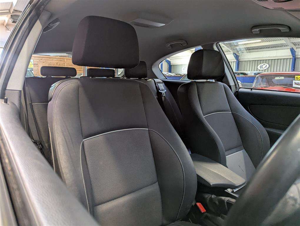 <p>2009 BMW 118D SPORT</p>
