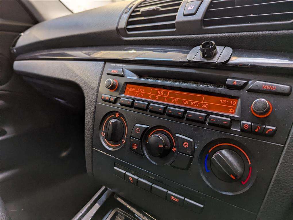 <p>2009 BMW 118D SPORT</p>