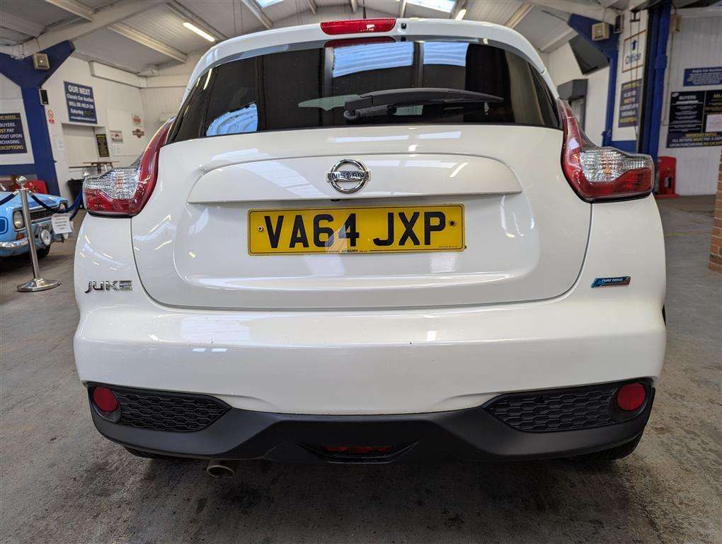 <p>2015 NISSAN JUKE ACENTA PREMIUM DCI</p>