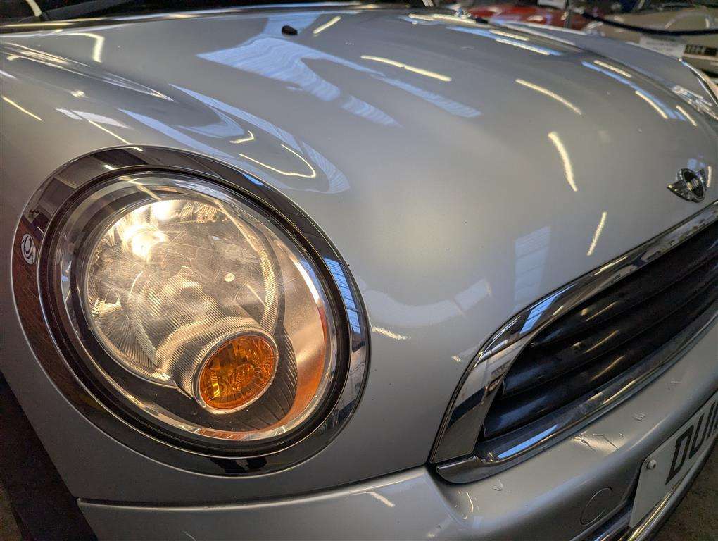 <p>2011 MINI COOPER D</p>