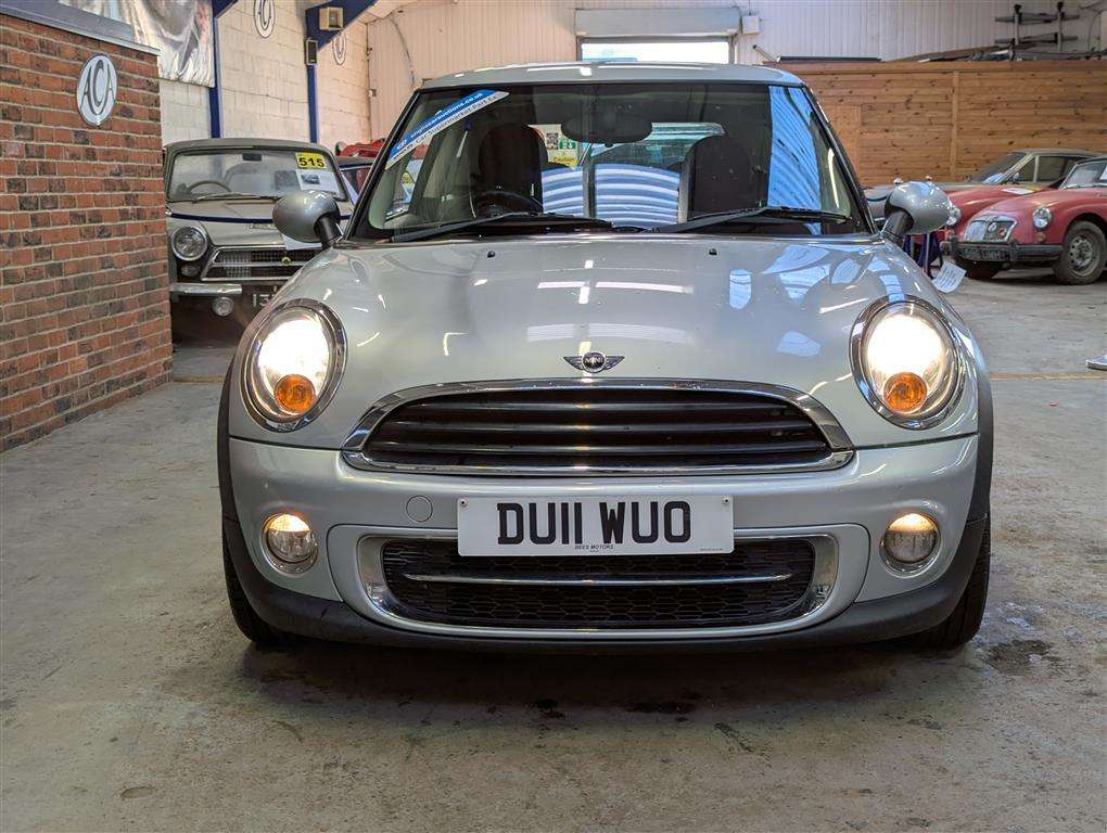 <p>2011 MINI COOPER D</p>