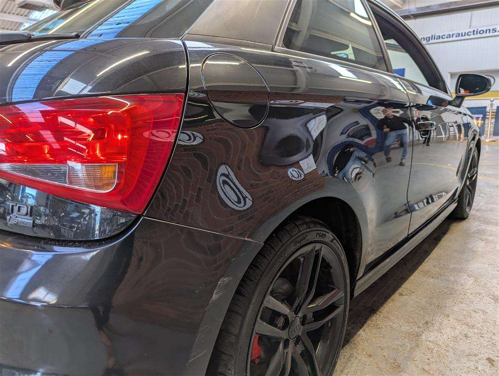 <p>2011 AUDI A1 S LINE TDI</p>