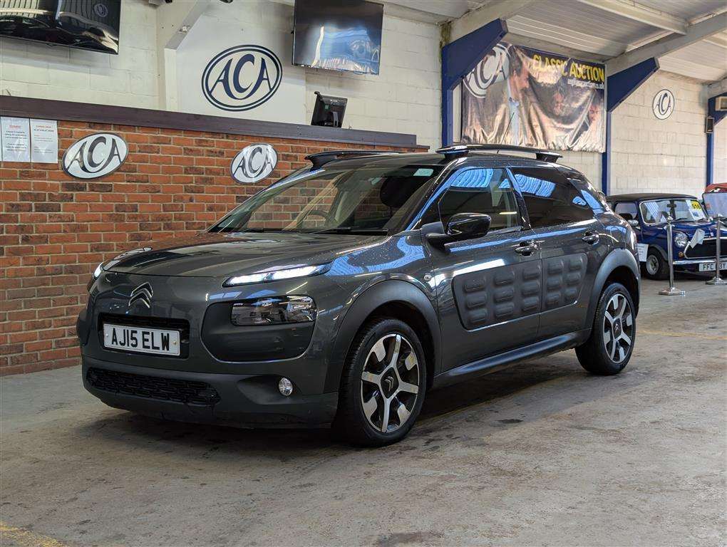 <p>2015 CITROEN C4 CACTUS FLAIR BLUEHDI</p>