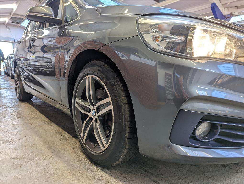<p>2015 BMW 218I SPORT</p>