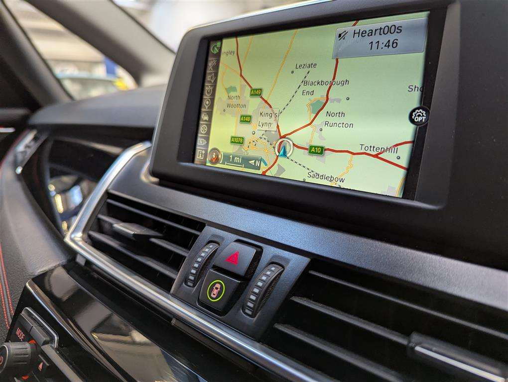 <p>2015 BMW 218I SPORT</p>